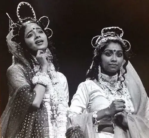 Kanupriya Pandit (Left) as a theatre artist