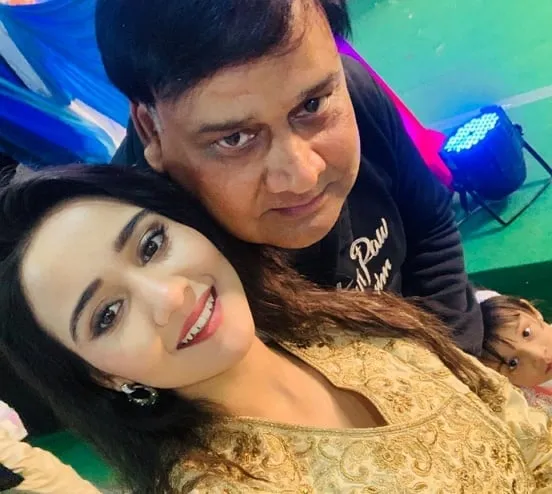 Ashi Singh with her father