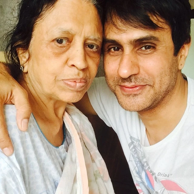 Jiten Lalwani With Mother