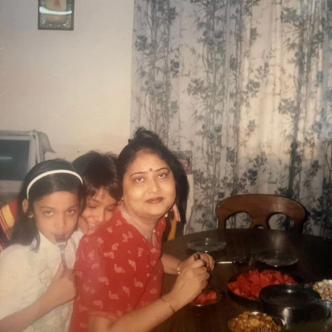 Medha Shankar With Mother