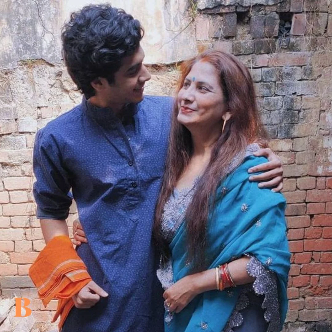 Shine Pandey With his Mother
