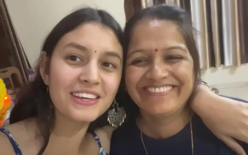 Kanika Devrani With her Mother